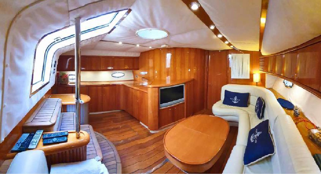 Luxury Yatch sunseeker camargue_3