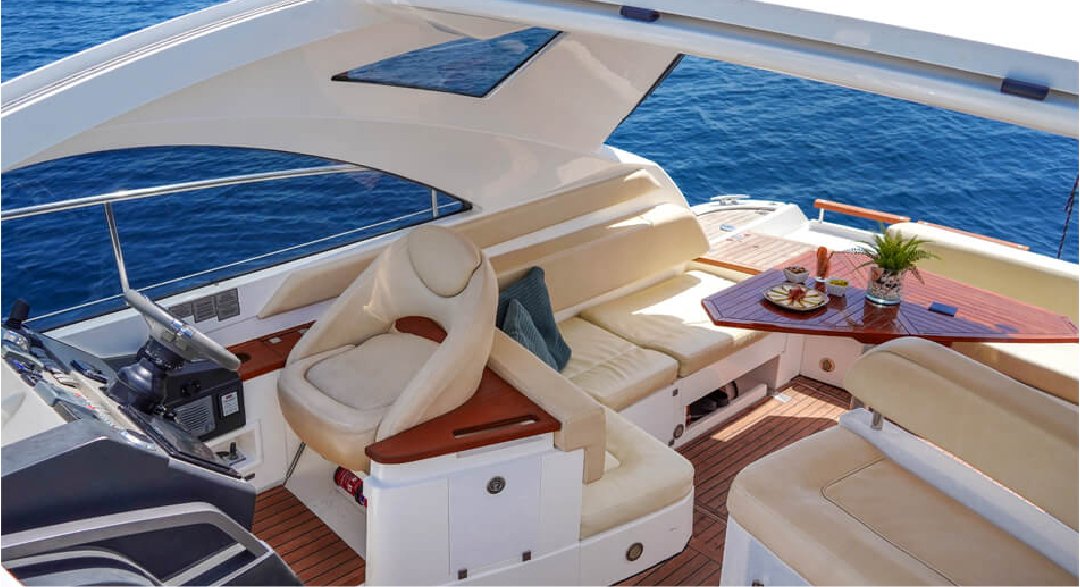 YACHT FAIRLINE_2